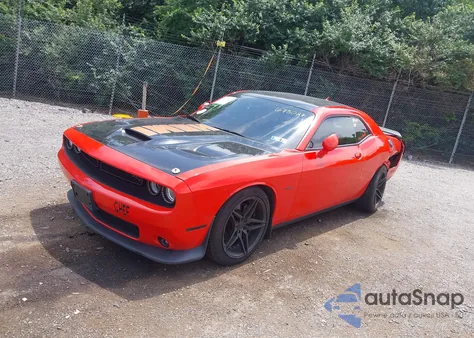 2019 Dodge Challenger R/T z USA, uszkodzony, nr VIN 2C3CDZBT6KH675027